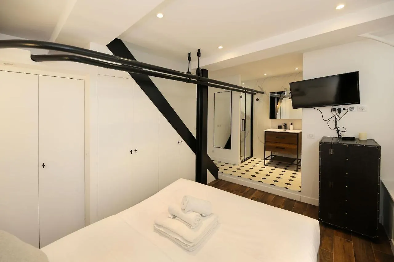 Apartment Appartement Proche Des Celebres Puces De Paris 4P