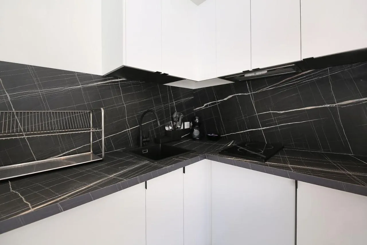 Appartement Proche Des Celebres Puces De Paris 4P 0*,  France